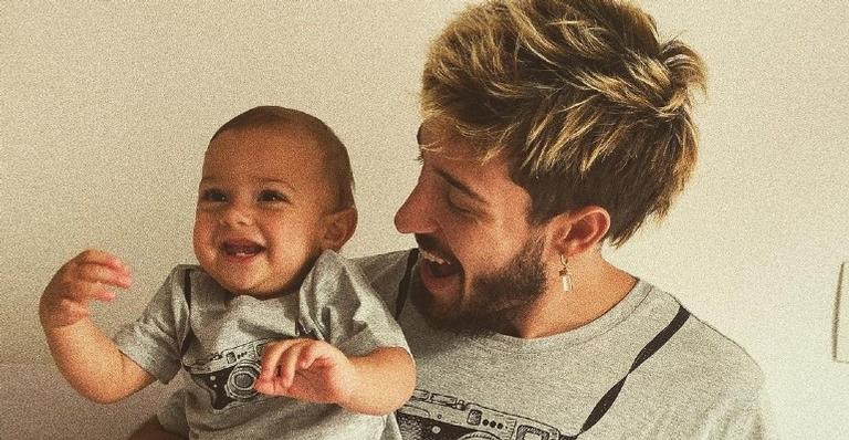 Vinicius Martinez derrete os internautas ao compartilhar registro de Valentin com cara de bravo