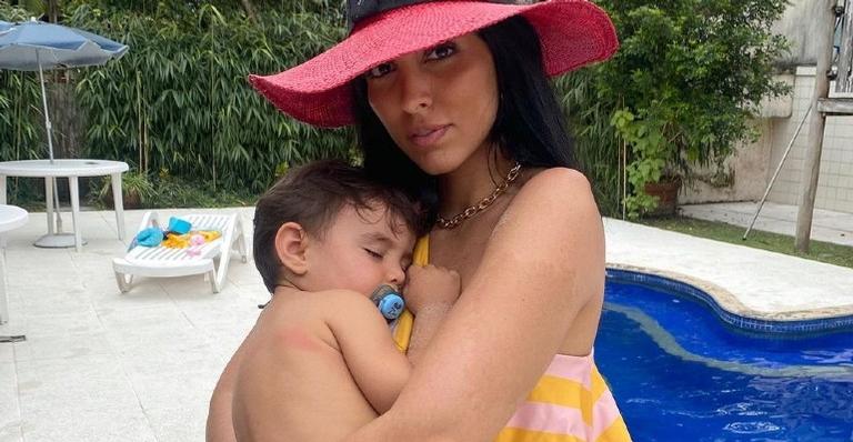 Em clima de Halloween, Jade Seba veste o filho com roupa de leão e derrete a web