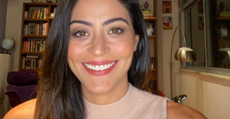 Carol Castro posta clique antigo da mãe e se derrete: ”Um post pra enaltecer a beleza”