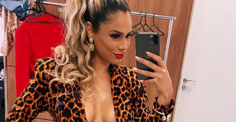 Lexa aposta em look glamoroso e fãs não dispensam elogios: ”Gata demais”