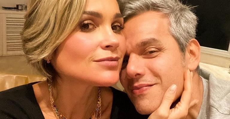 Otaviano Costa fala do feriadão ao lado de Flávia Alessandra: ”Aproveitando a nossa companhia”