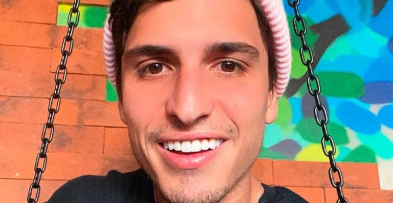 Ex-BBB Felipe Prior celebra visita de Babu Santana e Victor Hugo: ”Meus irmãos”
