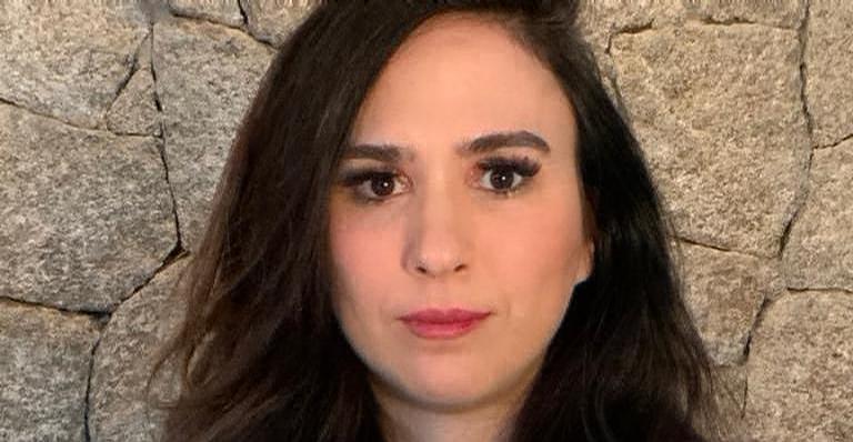Filha de Tata Werneck rouba a cena em foto pós-banho e apresentadora se derrete: ”Minha deusa”