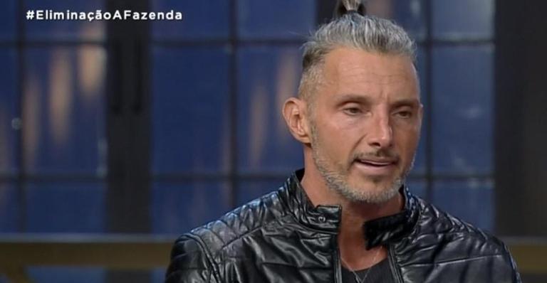 A Fazenda: Juliano Ceglia é o oitavo eliminado do reality com 29,43%