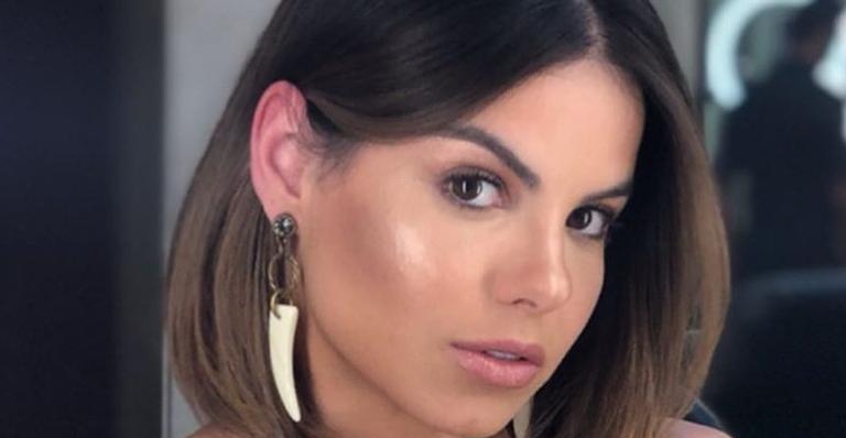 Sthefany Brito posta clique com o filho e faz declaração: ”Minha vida”