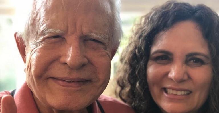 Cid Moreira celebra 20 anos de casado com Fátima Sampaio: ”Dia para lá de especial”