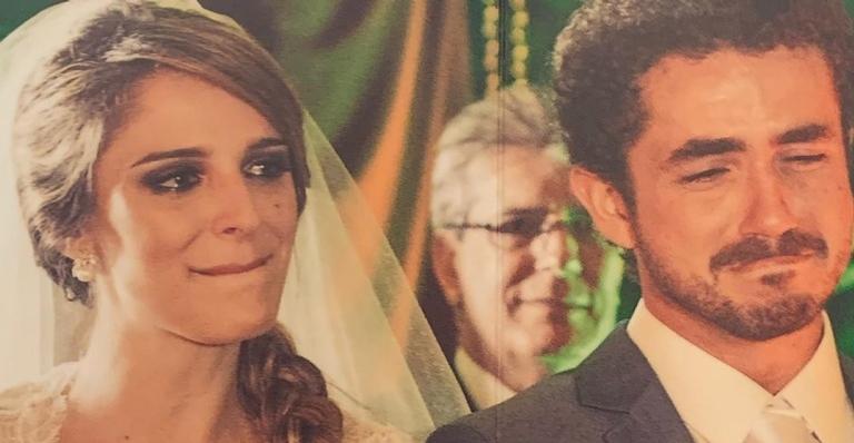 Felipe Andreoli posta fotos da festa de casamento e comemora 9 anos da união com Rafa Brites