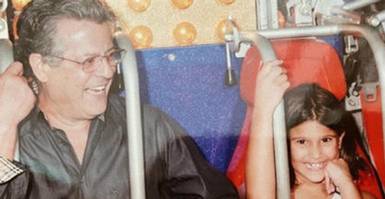 Giulia Costa lamenta saudade do pai 8 anos após sua morte: ”Queria ter mais tempo com você”