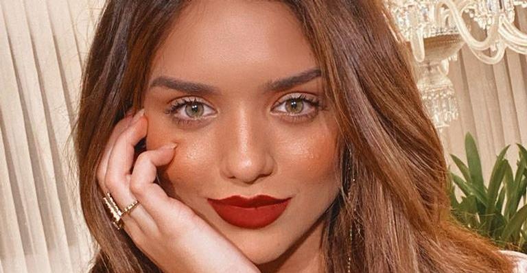 Rafa Kalimann compara foto da infância usando boina e brinca: ”Deu tudo certo”