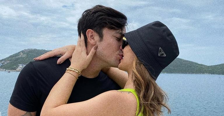 Rafa Kalimann se declara ao namorado, Daniel Caon: ”Admiro cada pedacinho de você”