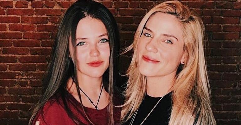 Rafaela Mandelli encanta seguidores com carta para a filha, Catarina: ”Meu amor maior”