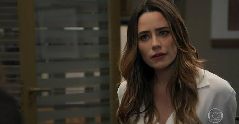 Bruna se desespera ao ser trocada por outra em ‘Haja Coração’