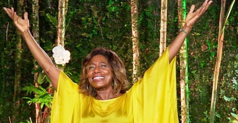 Glória Maria relembra antigo figurino deslumbrante: ”Um trabalho inesquecível”