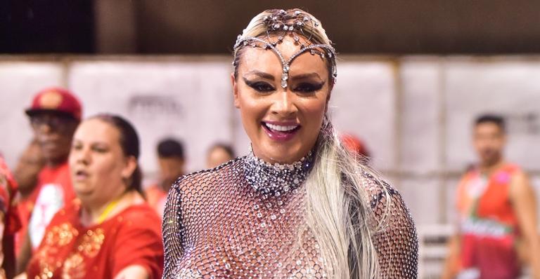 Juju Salimeni se despede do posto de rainha de bateria: ”Depois de 3 lindos carnavais”