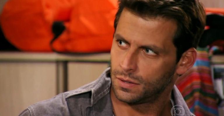 Cassiano descobre segredo para destruir Alberto em ‘Flor do Caribe’