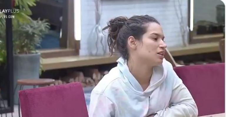 A Fazenda: Raissa justifica voto em Tays: ”Não tinha como não votar nela”