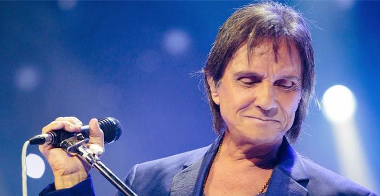 TV Globo cancela especial de fim de ano com Roberto Carlos