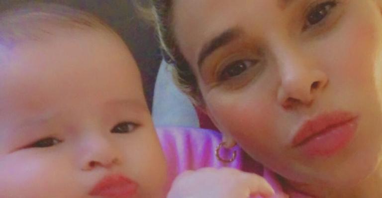 Com clique ao lado da filha, Dany Bananinha desabafa: ”Meu lado positivo nessa pandemia”