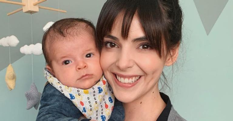 Titi Müller corta o cabelo do filho, Benjamin, pela primeira vez: ”Dia de Salão”