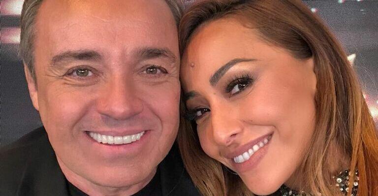 Sabrina Sato lamenta um ano de morte de Gugu Liberato: ”Perda irreparável”