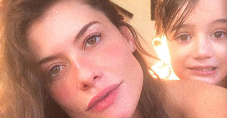 Alinne Moraes se derrete ao publicar clique do filho, Pedro: ”Amor”