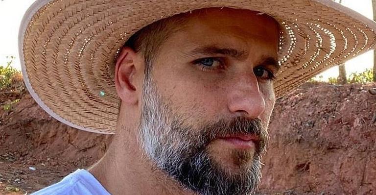 Fofura! Bruno Gagliasso encanta ao postar clique com Zyan: ”Coisa mais linda”