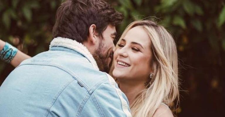 Gabi Martins exibe curvas impecáveis de biquíni e deixa Gui Napolitano babando: ”Coisa linda”