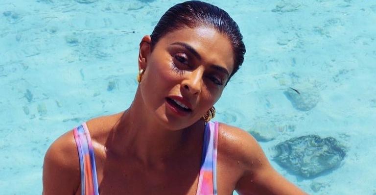De biquíni, Juliana Paes ostenta curvas impecáveis em banheira luxuosa nas Maldivas: ”Poderosa!”