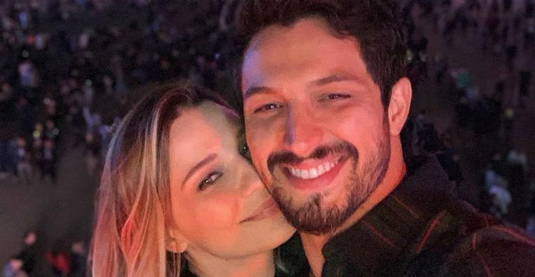 Romulo Estrela parabeniza a esposa com linda homenagem: ”Amor e inspiração”