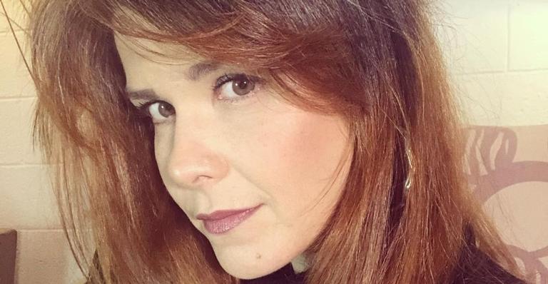 Aos 42 anos, Samara Felippo exibe curvas reais sem filtro de top e shortinhos: ”De verdade!”