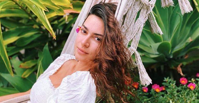 Thaila Ayala compartilha clique fofo com sua gatinha e seguidores elogiam: ”Muita beleza”