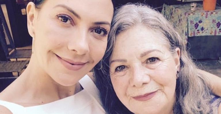 Fabiula Nascimento celebra aniversário da mãe lembrando clique antigo e se declara: ”Te amo muito”