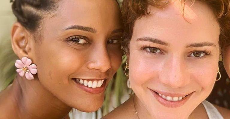 Leandra Leal relembra cliques com Taís Araujo e a parabeniza: ”Desde sempre, para sempre”