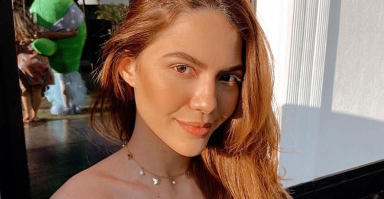 Sarah Poncio explica decisão de colocar silicone: ”Eu precisei colocar o mínimo do mínimo”