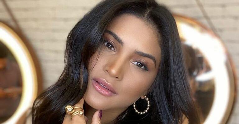 Mileide Mihaile aposta em vestido prata colado e brilha demais: ”Que luxo”