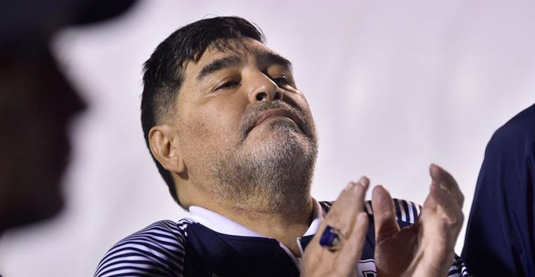 Investigação irá apurar se houve negligência médica na morte de Maradona