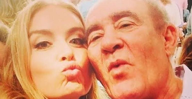 Renato Aragão presta homenagem de aniversário para Angélica: ”Dia de comemorar”