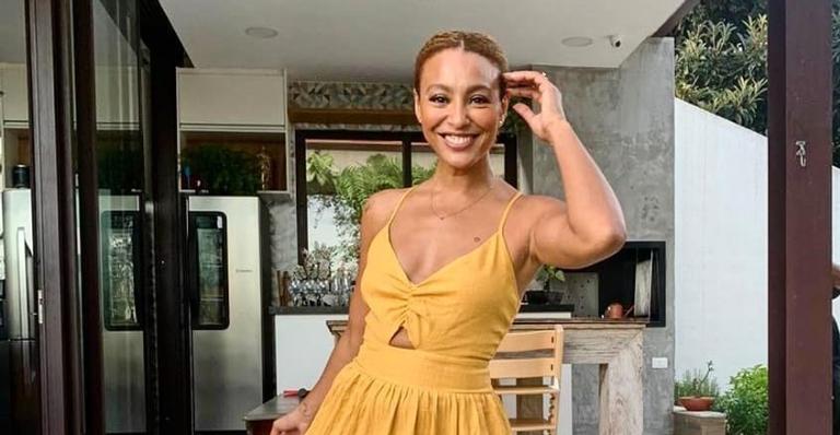 Sheron Menezzes emociona ao posar com sua linda família: ”Obrigada por tudo isso”