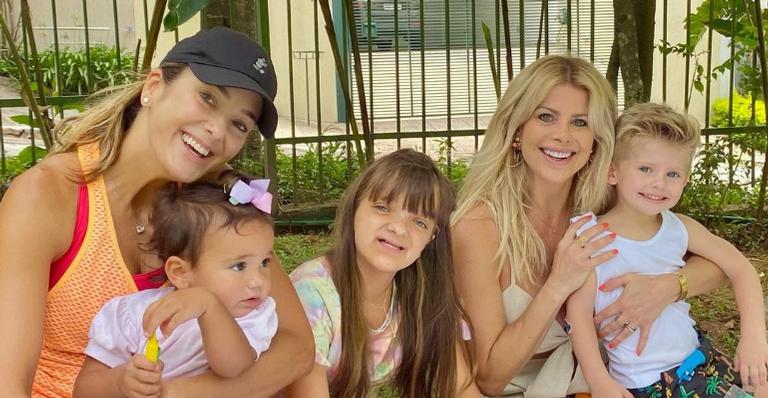 Ticiane Pinheiro se derrete após passeio com Karina Bacchi: ”Amei juntar nossos filhos”
