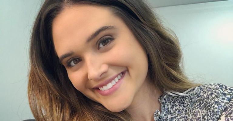 Juliana Paiva mostra bastidores de gravações de ‘Salve-se Quem Puder’: ”Já já estaremos de volta”