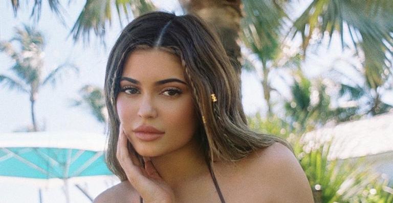 Kylie Jenner impressiona com bolsa grifada de R$ 320 mil