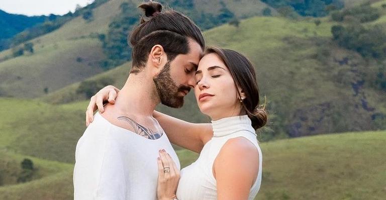 Alok fala sobre nascimento prematuro da filha, Raika: ”Presenciamos mais um milagre!”