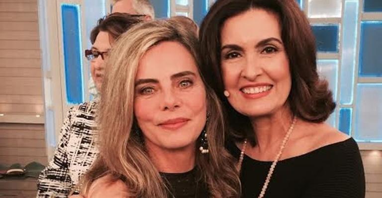 Bruna Lombardi manda mensagem carinhosa para Fátima Bernardes: ”Mulher maravilha!”