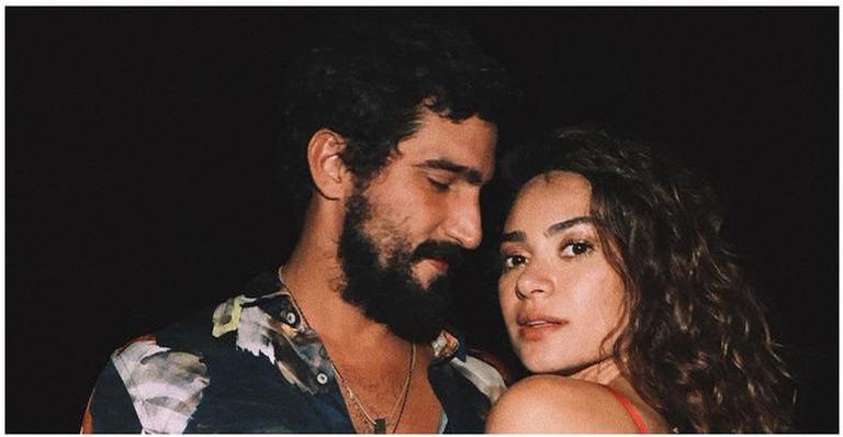 Thaila Ayala é clicada pelo marido em paisagem de tirar o fôlego: ”Um paraíso”