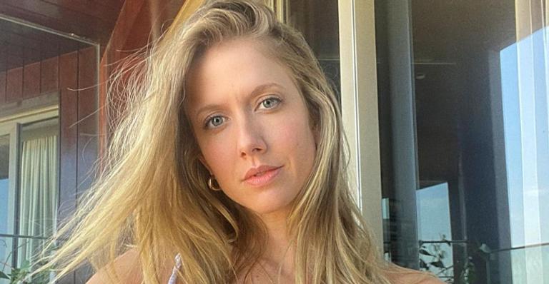 Gabriela Prioli encanta seguidores ao postar clique da infância: ”Que fofurinha!”