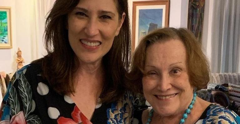 Beth Goulart atualiza estado de saúde da mãe, Nicette Bruno: ”Está estável”