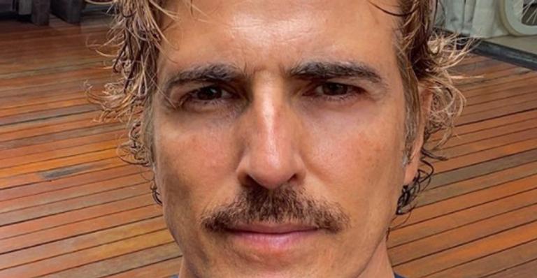 Reynaldo Gianecchini fala sobre pandemia: ”8 meses dentro de casa”