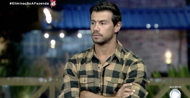 A Fazenda: Mariano é eliminado do reality com 24,91% dos votos