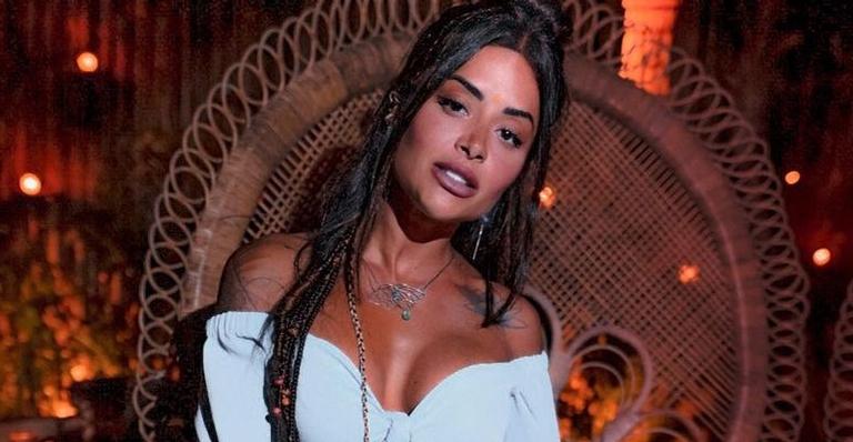 Em Tulum, Aline Riscado renova o bronzeado de biquíni e ostenta curvas impecáveis: ”Um monumento”