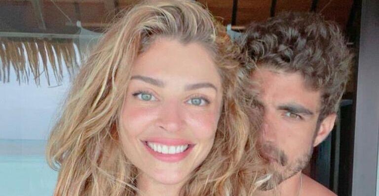 Caio Castro e Grazi Massafera viajam juntos de moto e ator brinca: ”Selvagens”